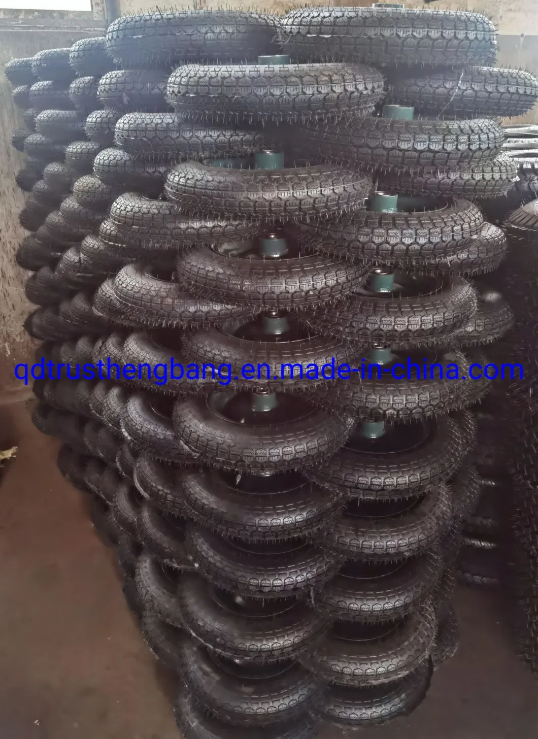 High Quality Rubber Tire with Ribbed Pattern for Wheelbarrow