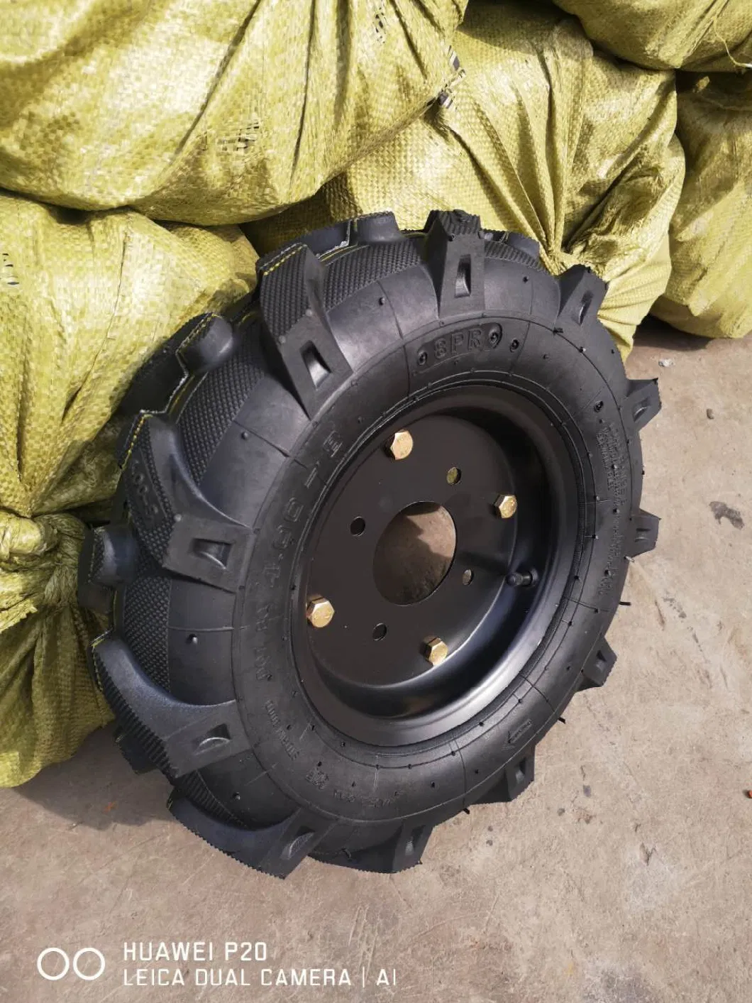 5.00-12 Agriculture Tractor Tire Wheelbarrow Tyre with R1 Pattern