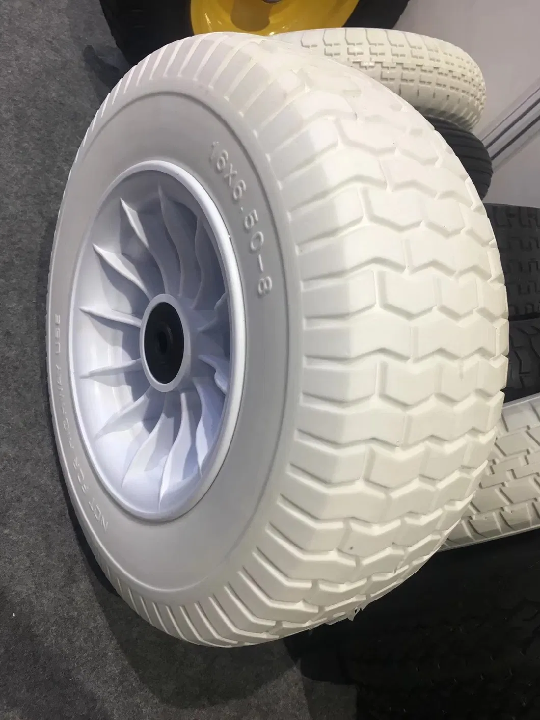 12 Inch Flat Free PU Foam Wheel for Golf Cart