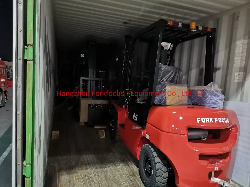 Forklift 4 Ton Forkfocus Diesel Forklift with Yanmar Engine Work for Block Factory Lift Truck Service in Chemical and Energy Industry