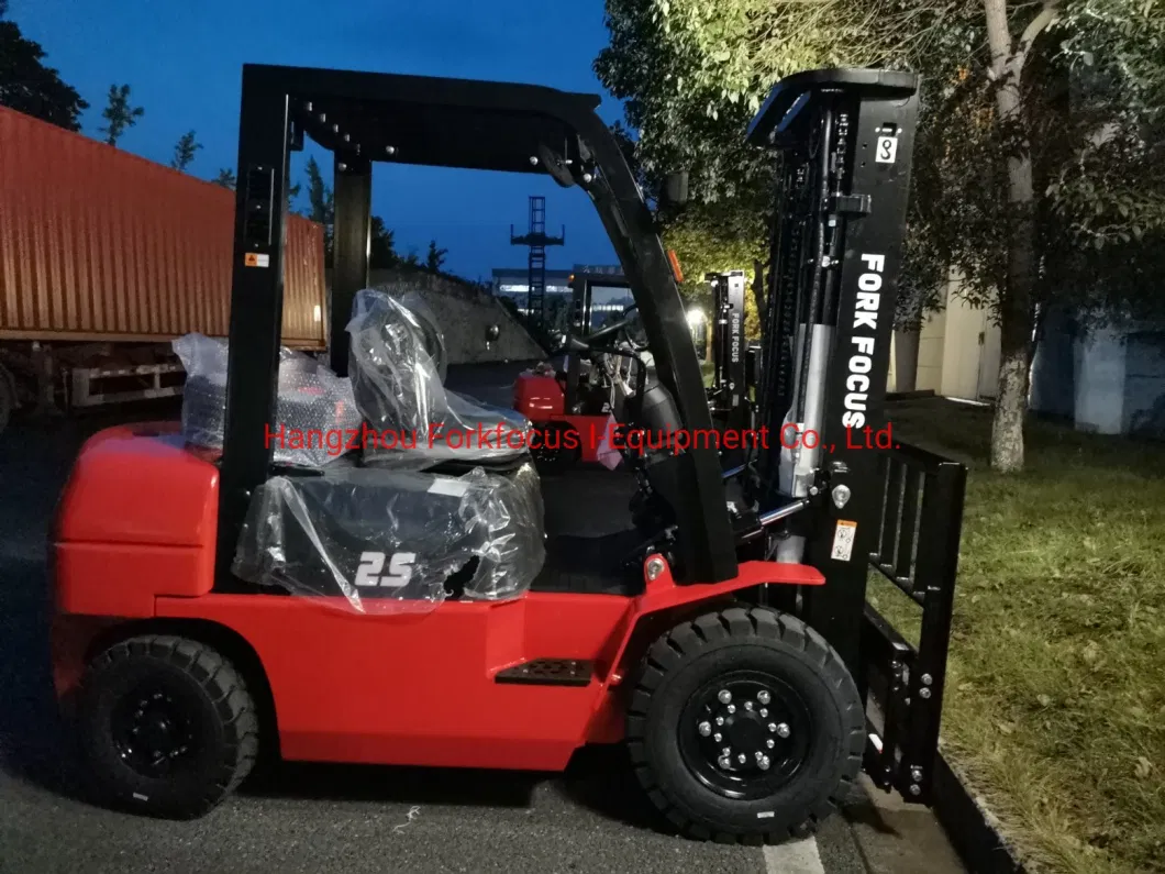 Forklift 4 Ton Forkfocus Diesel Forklift with Yanmar Engine Work for Block Factory Lift Truck Service in Chemical and Energy Industry