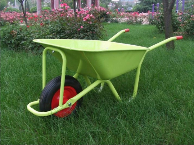 China Factory Good Quality Stainless Steel Garden Electric Wheelbarrow with Wood Handle