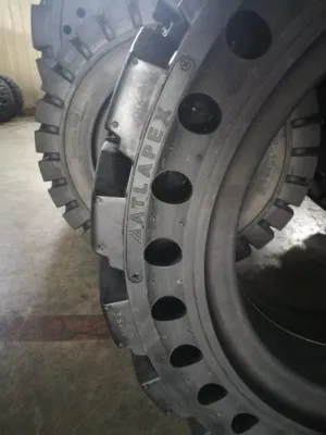 16/70-20 16/70-24 15.00-20 pneumatici industriali in gomma Skid Steer piena Arrowhead Pneumatici