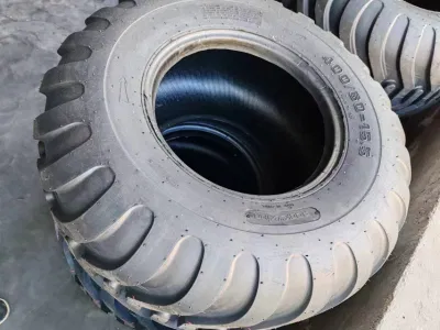 Pneumatico in gomma per trattori agricoli Rim9*15.3 Rock King A205 400/60-22.5 Pneumatico agricolo per macchine agricole