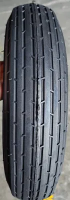  400-8 Tiro Tubeless con battistrada a costola a 4 veli