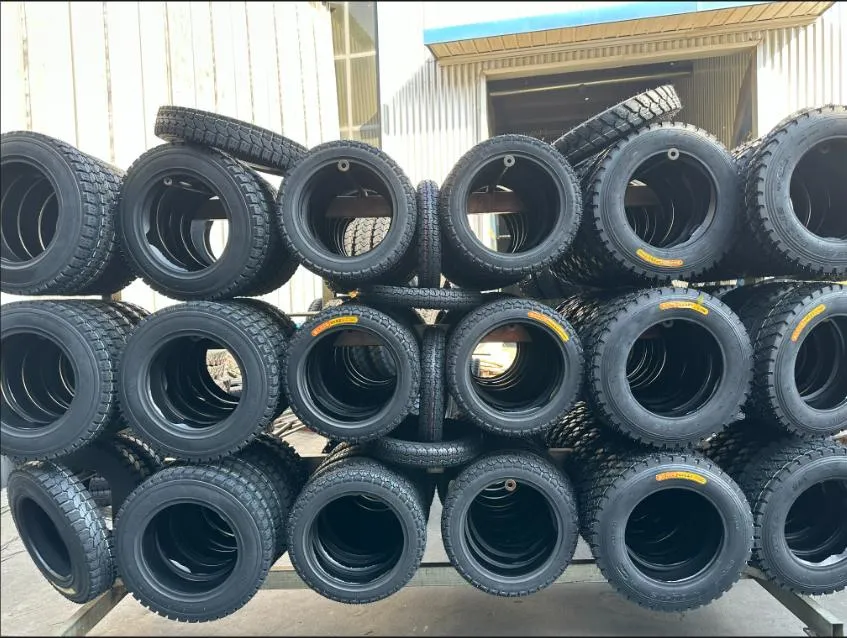 Rubber Strong Bearing Capacity and Factory Direct Hot Selling High Quality Motorcycle Tyre Keep Updating New Sizes (375-12 400-10 400-12 450-10 450-12 500-12)