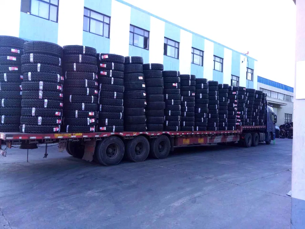 Factory Manufacturer Best Price Tubeless LTR TBR Trailer Truck Bus Radial Tyre with Top Brand 7.00r16 235/75r17.5 10r22.5 425/65r22.5