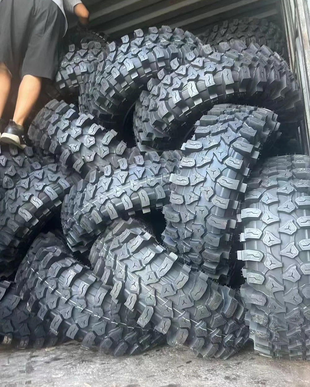 ATV&UTV&Quads Tire Tyre 26.5X10-14 28X10-14 29.5X10-12 29.5X12-14 30X10-14 32X10-14 32X10-15 33X10-15 34X10-15 32X10-16 34X10-16 34X10-18