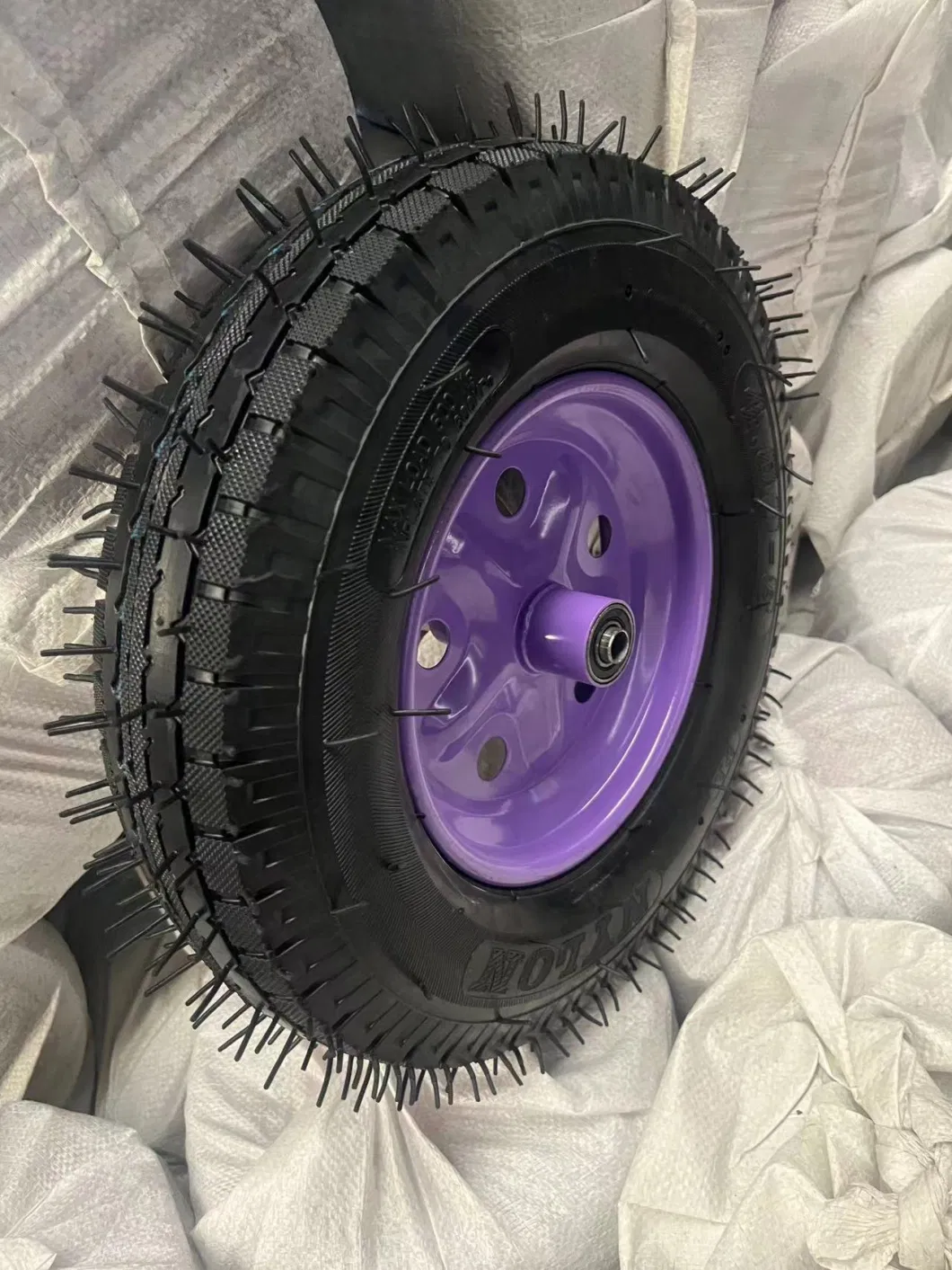 Solid Puncture Proof Flat Free PU Polyurethane Foam Tire Wheel