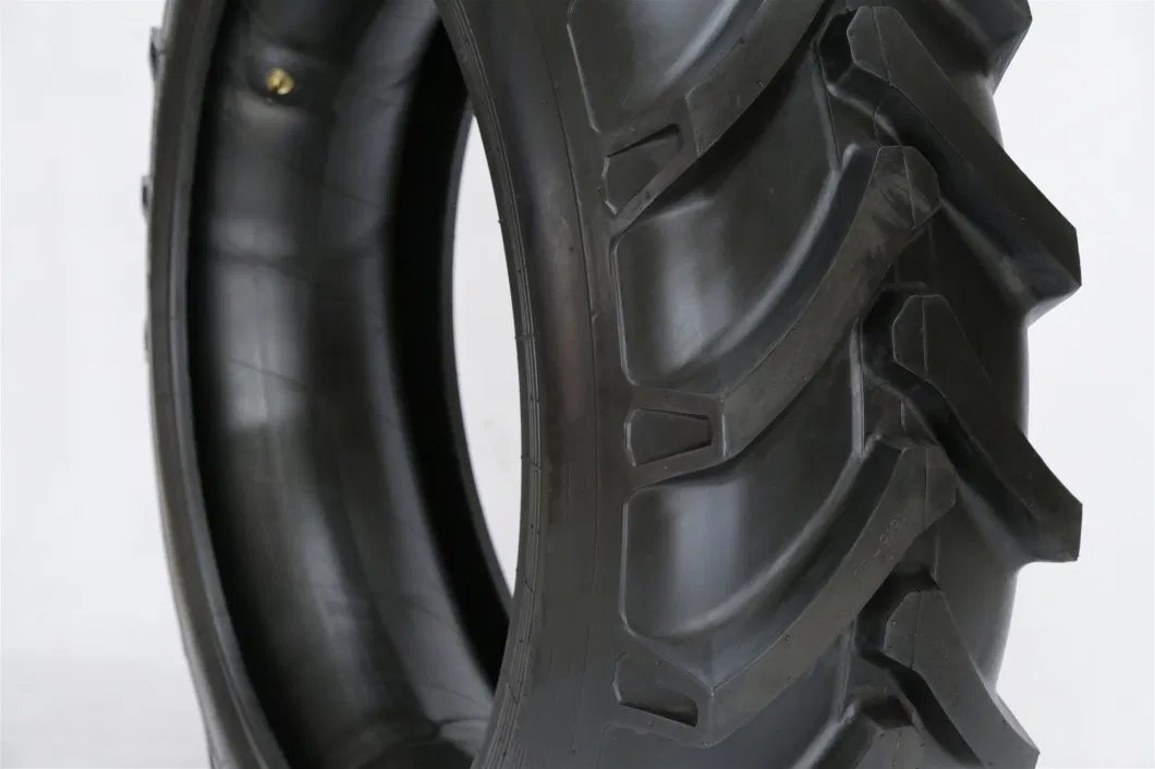 Rubber Manufacture R1 Bias Agricultural Tractor Tyre 16.9-30 16.9-38