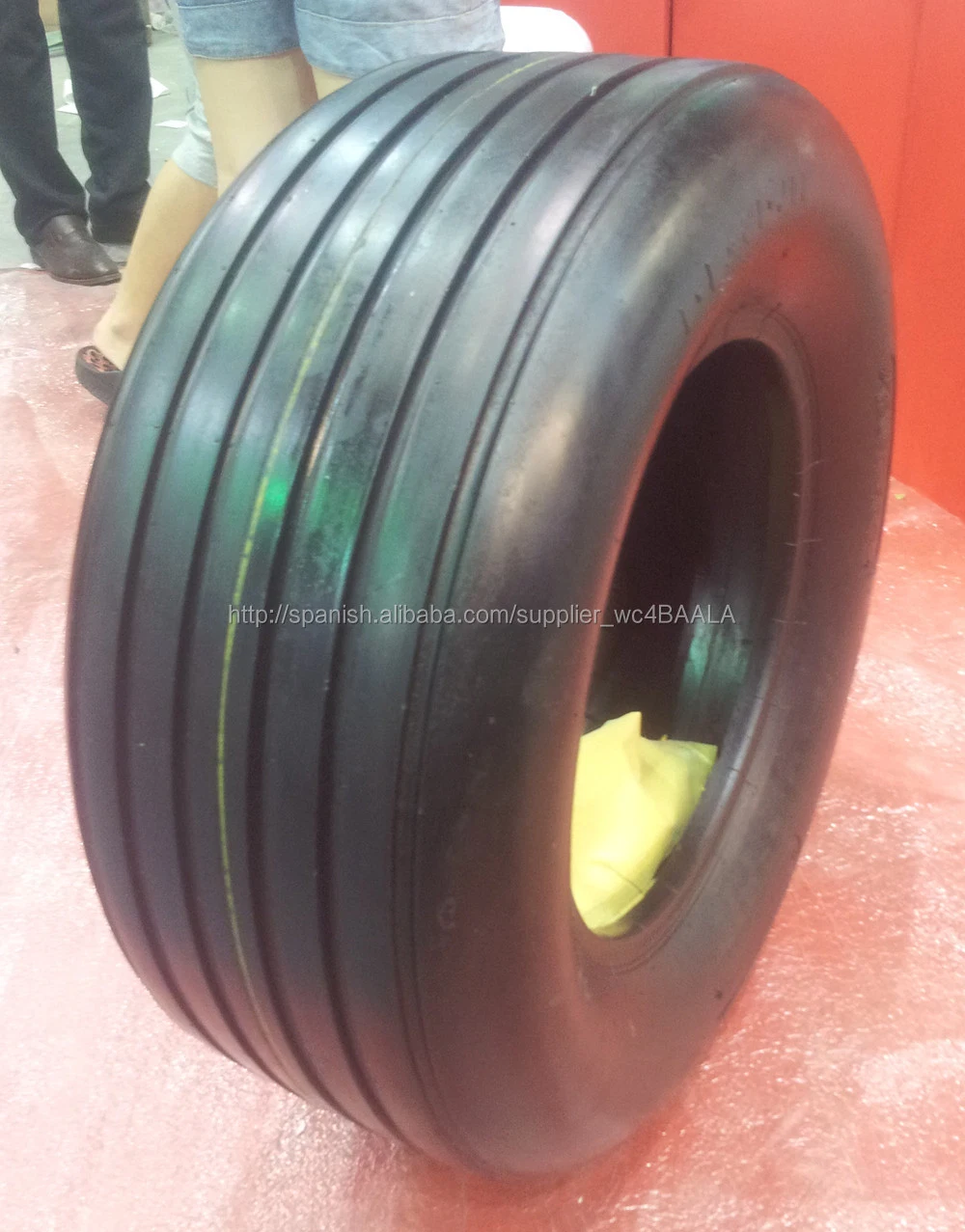 Size 9.5L-14 Farm Equipment Tire Made in China Agricultural Tire