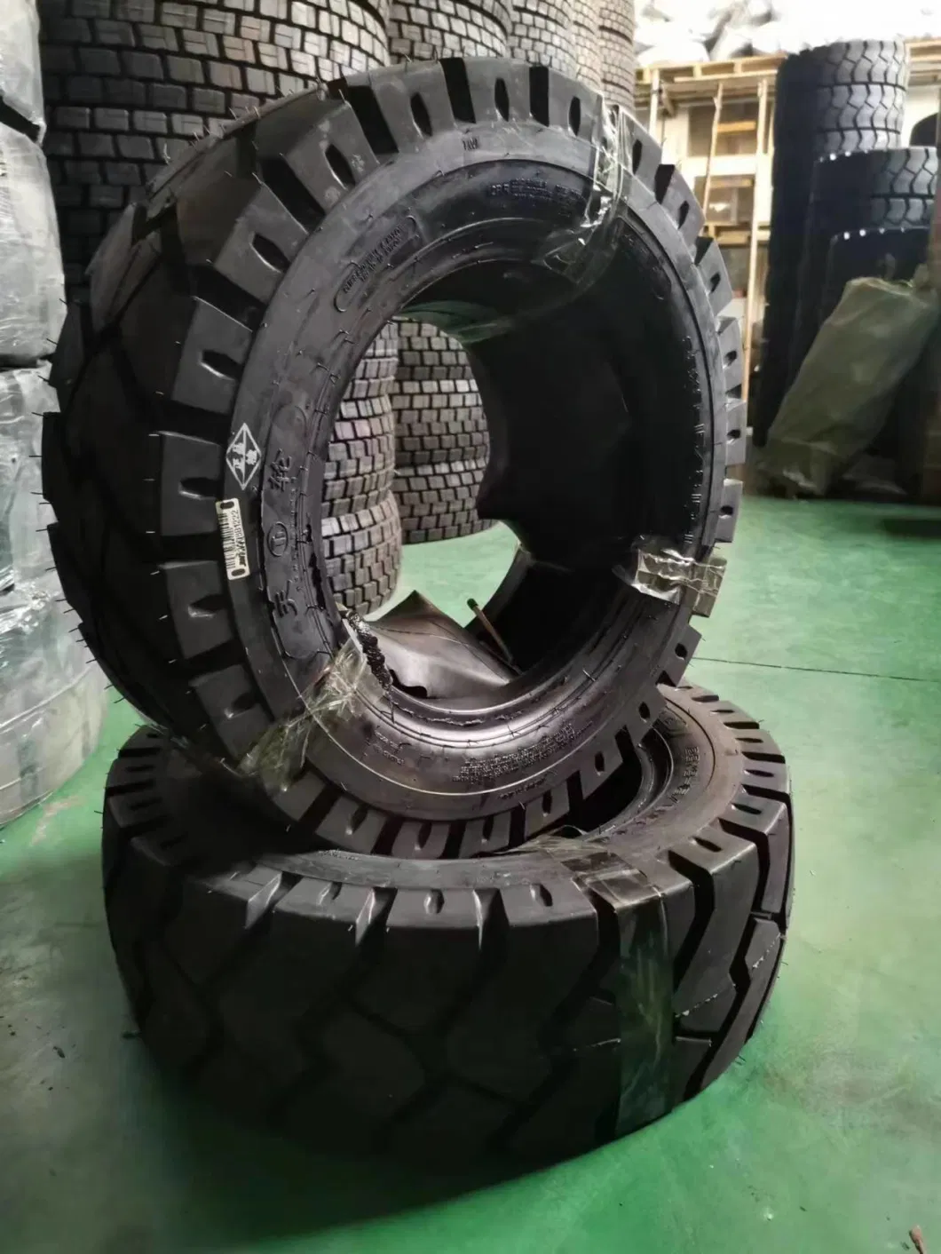 6.50-10 28*9-15 8.15-15 Tire Pneumatic Forklift Tyres Factory Price Rubber Wheel
