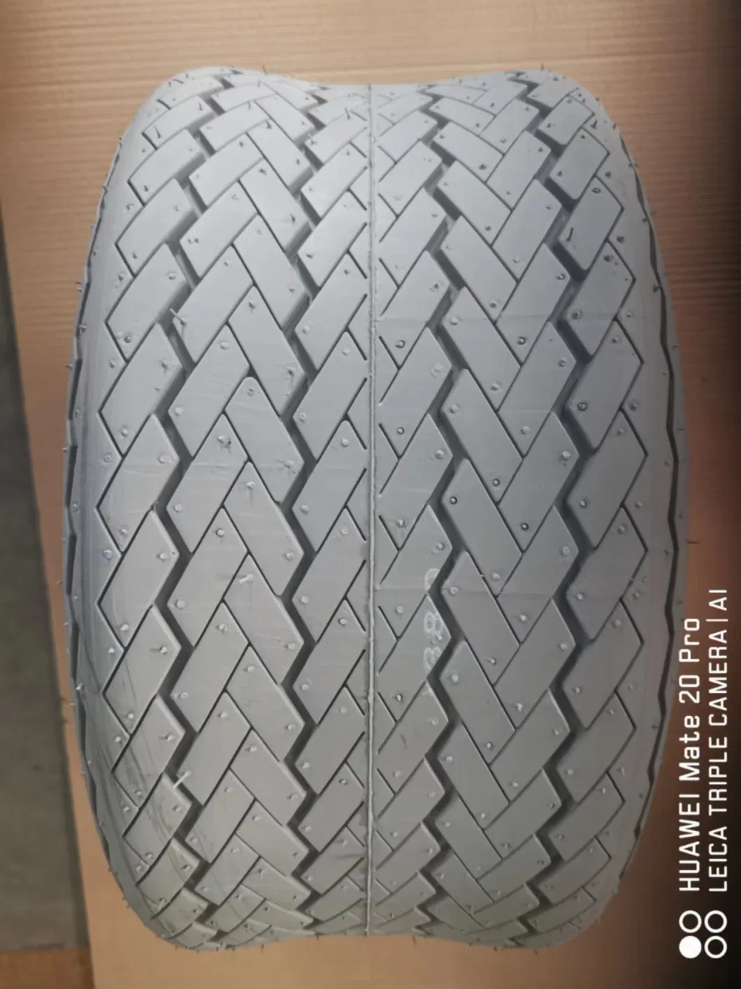 18X850-8 Deep Pattern Utility Golf Cart Tire Wheel Tyre with DOT/E4/ISO9001/RoHS/Reach for Golf Cart