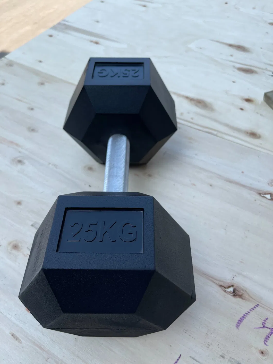 Wholesale Fitness High Quality Black Hexagonal Rubber Coated Dumbbell