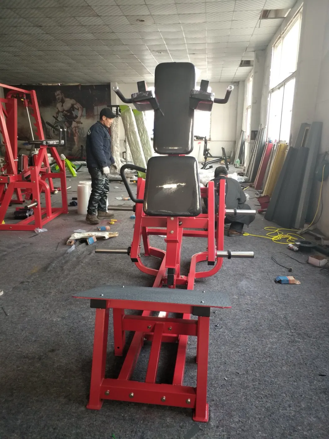 Gym Exercise Machine Free Weight Rack Horizontal Bench V-Squat Shoulder Deltoid Exercise