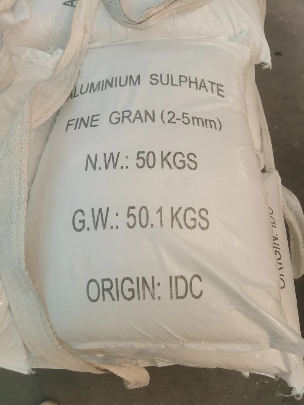 Aluminum Sulphate Iron Free/Industry 15.8-16%% Min Flakes