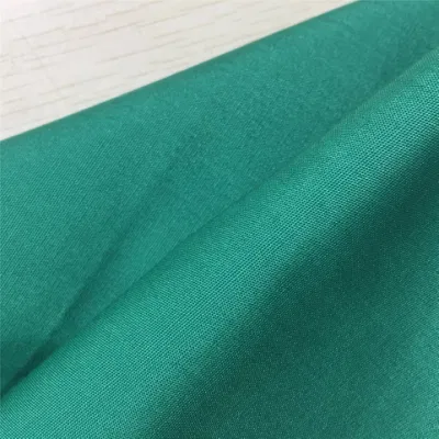 T/C65/35 tessuto liscio 24X24 100X52 155GSM 1/1con tinta IVA Verde bianco per tuta infermieristica