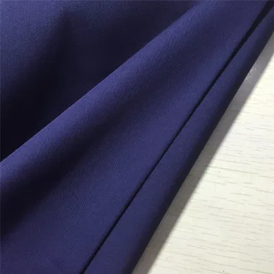 TC65/35 Airjet Woven 30s filato ad anello 110X60 145GSM Poplin Tessuto di abbigliamento chirurgico tinto con IVA colore viola