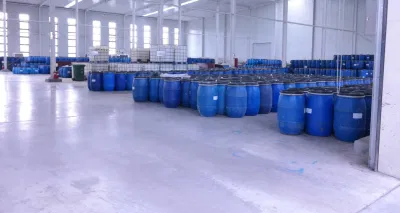 Può essere utilizzato per la finitura morbida di cotone, lino, fibra chimica e misto filato e ammorbidente per tessuti Flake KR-508