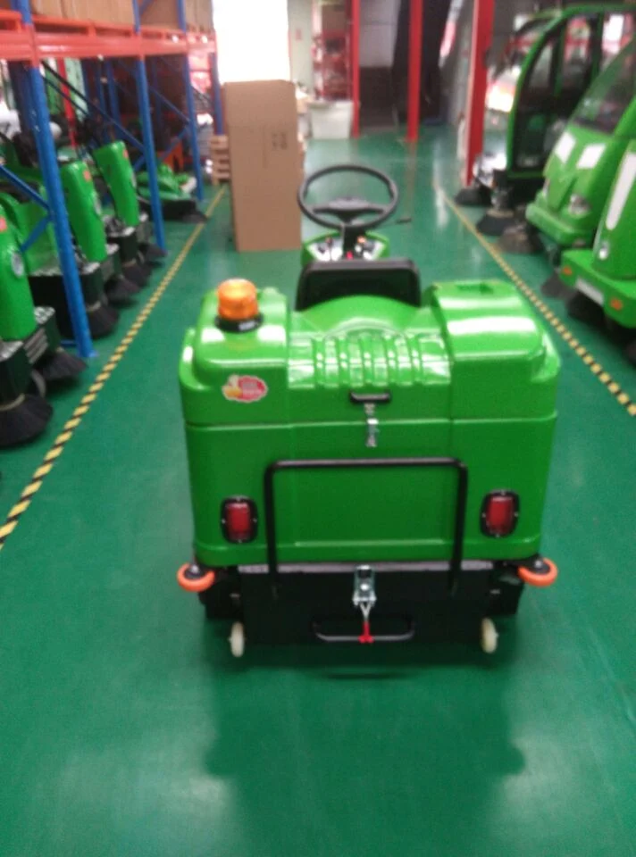 Advanced Riding Floor Scrubber Anti-Collision Wheel Cleaning Machine