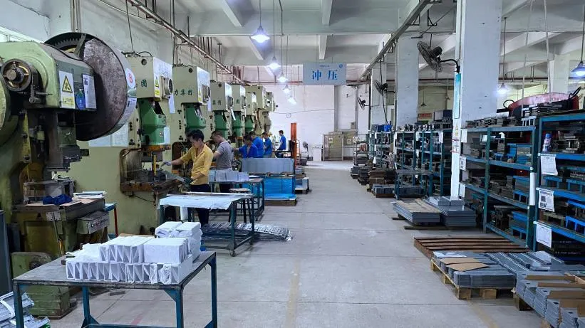 OEM Cutting Parts Stamping Products Machining Services Welded Bending Stamping Punching CNC Custom Sheet Metal Fabrication Enclosure Stamping