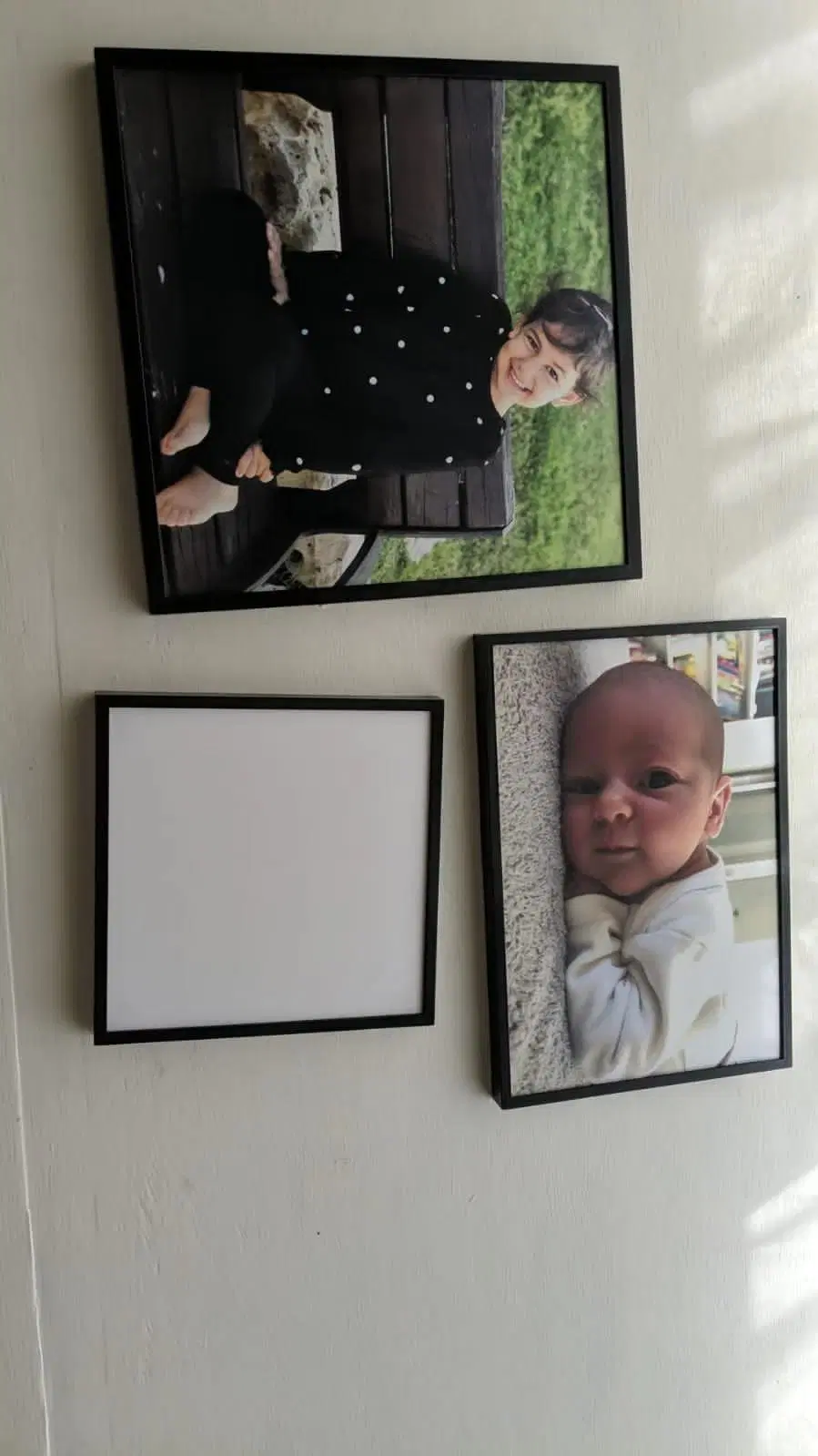Mixtiles 8X8inch 8X12inch Restickable Photo Frame