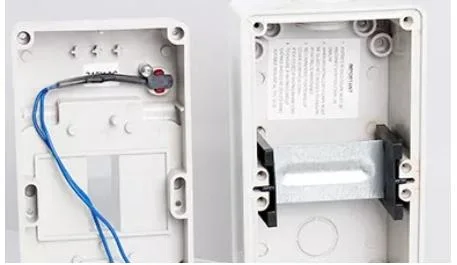 Outdoor Waterproof Plastic Distribution Box 56CB8n IP66 8way Electrical Circuit Breakers Panel Board Power Distribution Enclosure