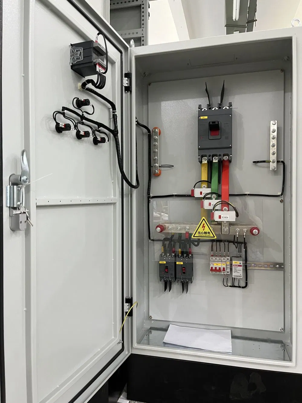 Q86 MCCB Panel Board Electrical Distribution Panel