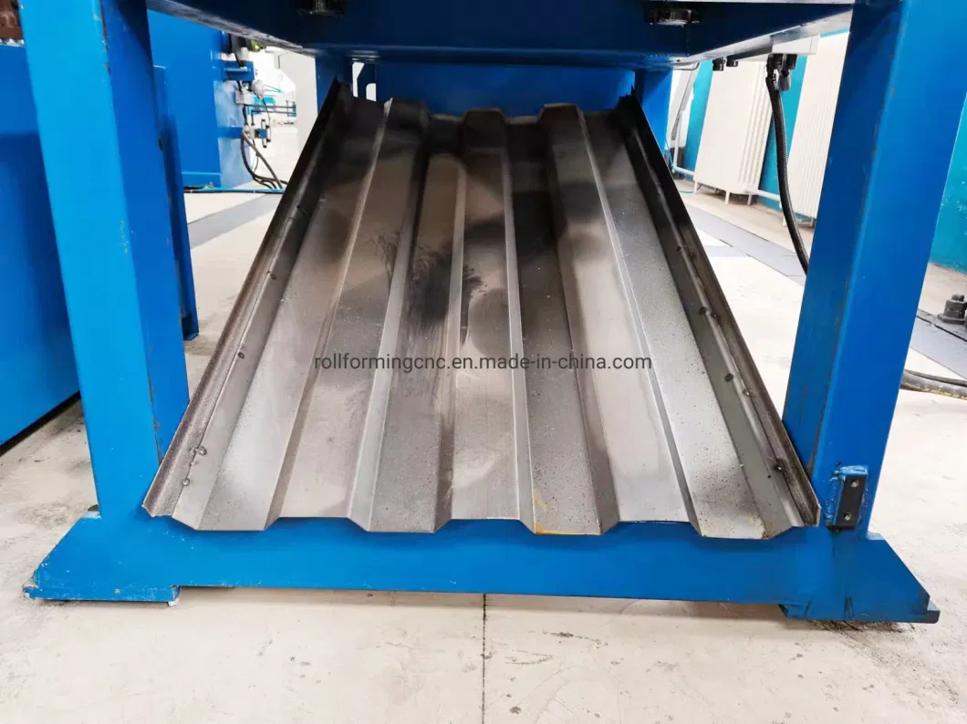 Raintech Carriage Body Panel Car Plate Cold Roll Forming Machine