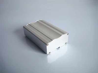 Unebene Oberfläche Aluminiumextrusionsgehäuse mit Standard-Blindplatten