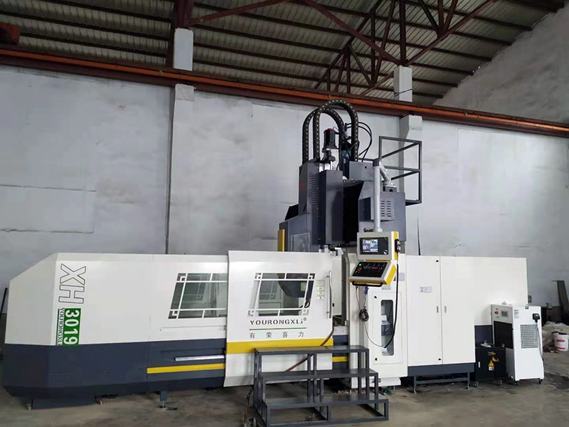 Horizontal Horizontal Knife Library CNC Gantry Machining Center