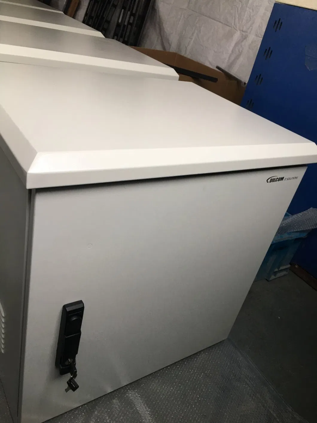 Waterproof Metal IP65 Electrical Distribution Wall Mount Box Outdoor Network Cabinet