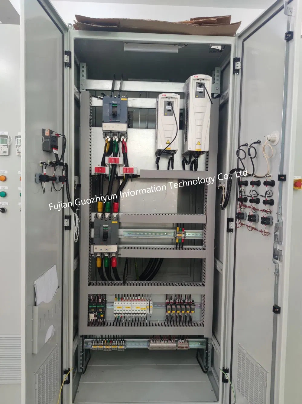 Q12 Low Voltage Power Distribution Board Mcc Control Cabinet