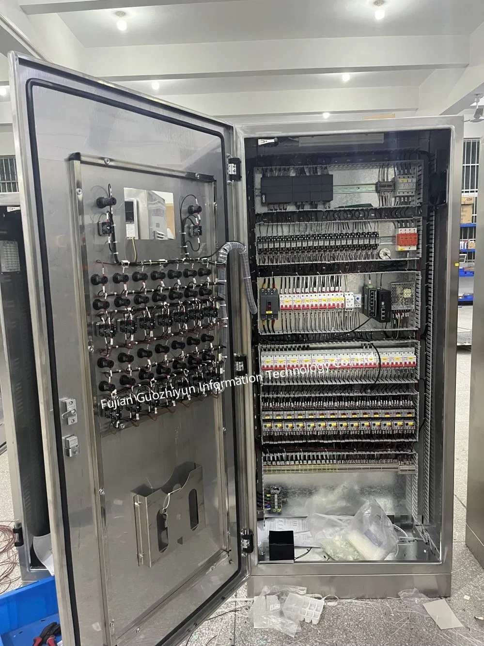 Stainless Steel Electrical Control Equipment Customized Cabinet Distribution Panel