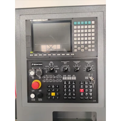 Fresa a posizionamento rapido Centro di lavorazione per foratura CNC per impianti elettrici Settore (NV-1270)