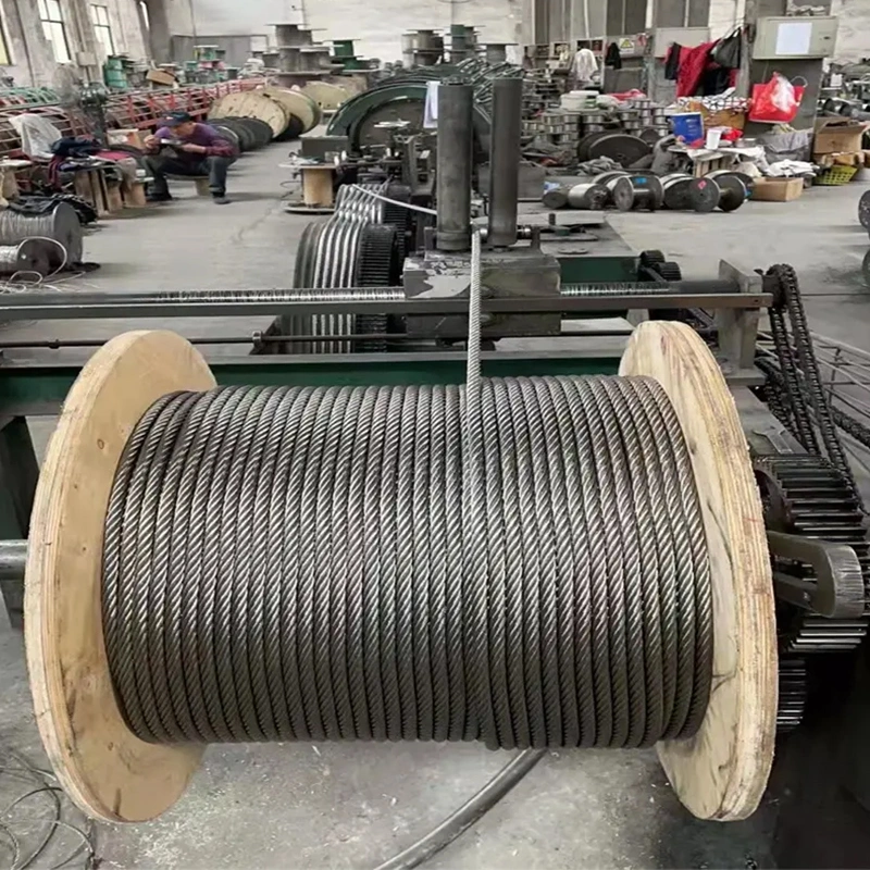 Manufacturer 6*24 FC En12385 Galvanized Steel Wire Rope for Trawl Fishing