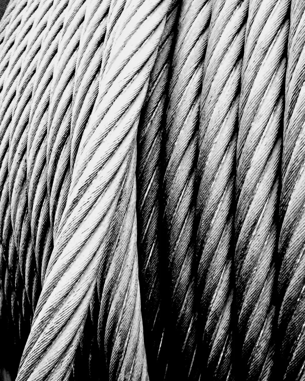 Black Galvanized Steel Wire Ropes 14mm Black Coated Steel Strand, Matt Black Oxide Stainless Steel Cables