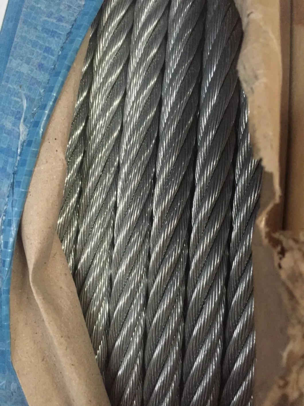 Steel Wire Rope 6X37+FC Ungalvanized Oil Cables High Carbon 6*37+Iws/Iwrc