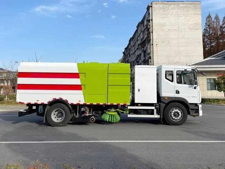 Dongfeng Road Sweeper Truck 6 Wheels 120HP Road Street Washing and Sweeping Truck for Sale