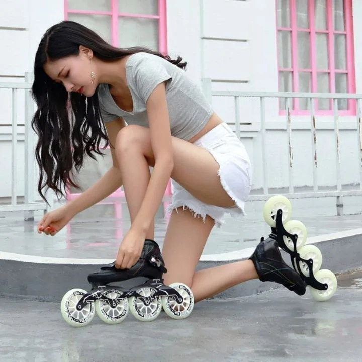 Modern Style Original Flash Wheel Speed Adjustable Classic Roller Inline Skate