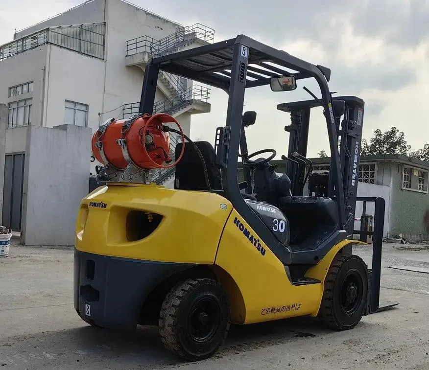 Great Condition Gas Online Forklift Used Komatsufd30 Forklift 3ton LPG Forklift