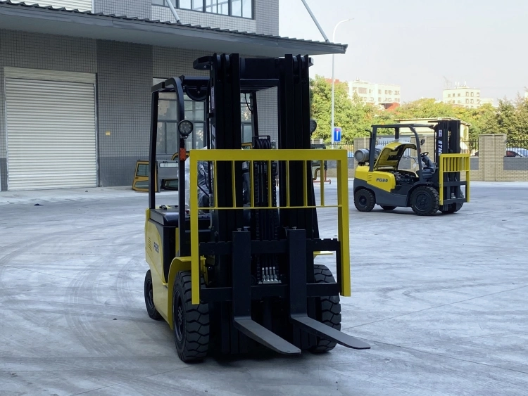 Stma 2500kg Capacity Battery Forklift 5500lbs Carretilla Elevadora with 4500mm Triplex Mast