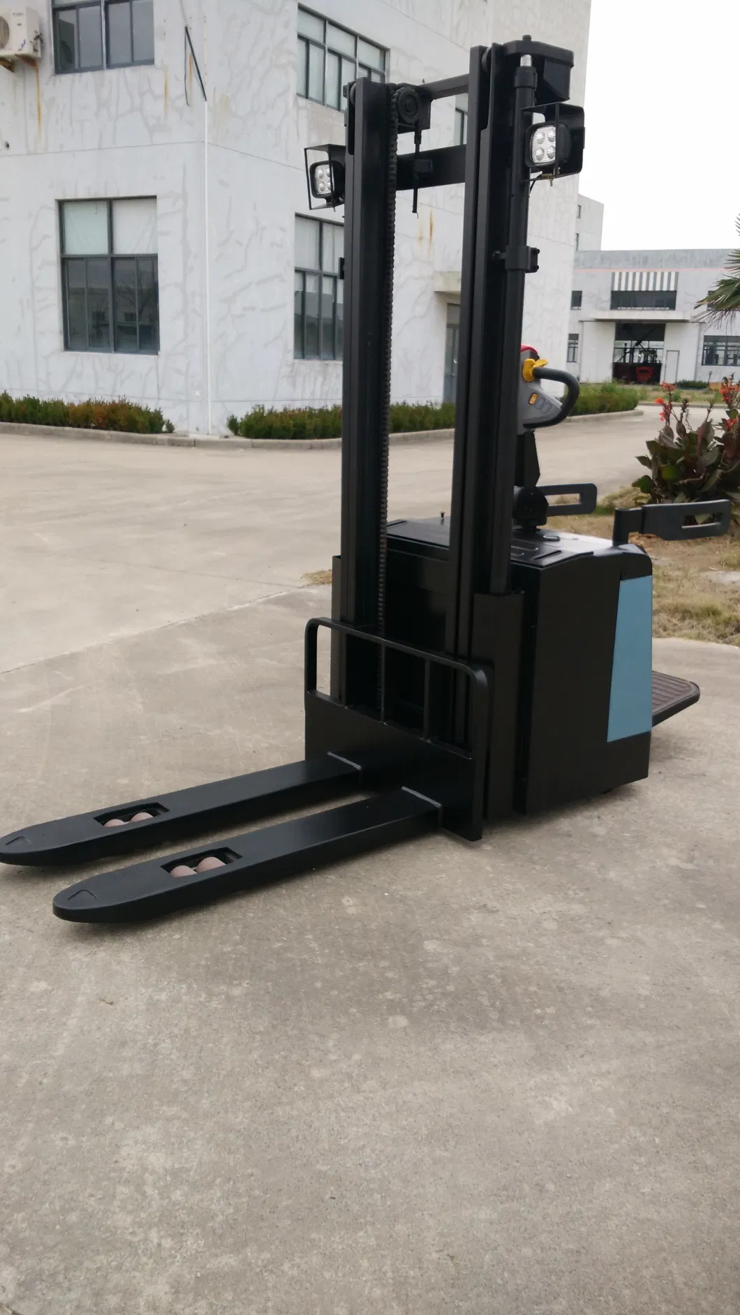 1000kg Electric Stacker Forklift Clamp Attachment Paper Roll