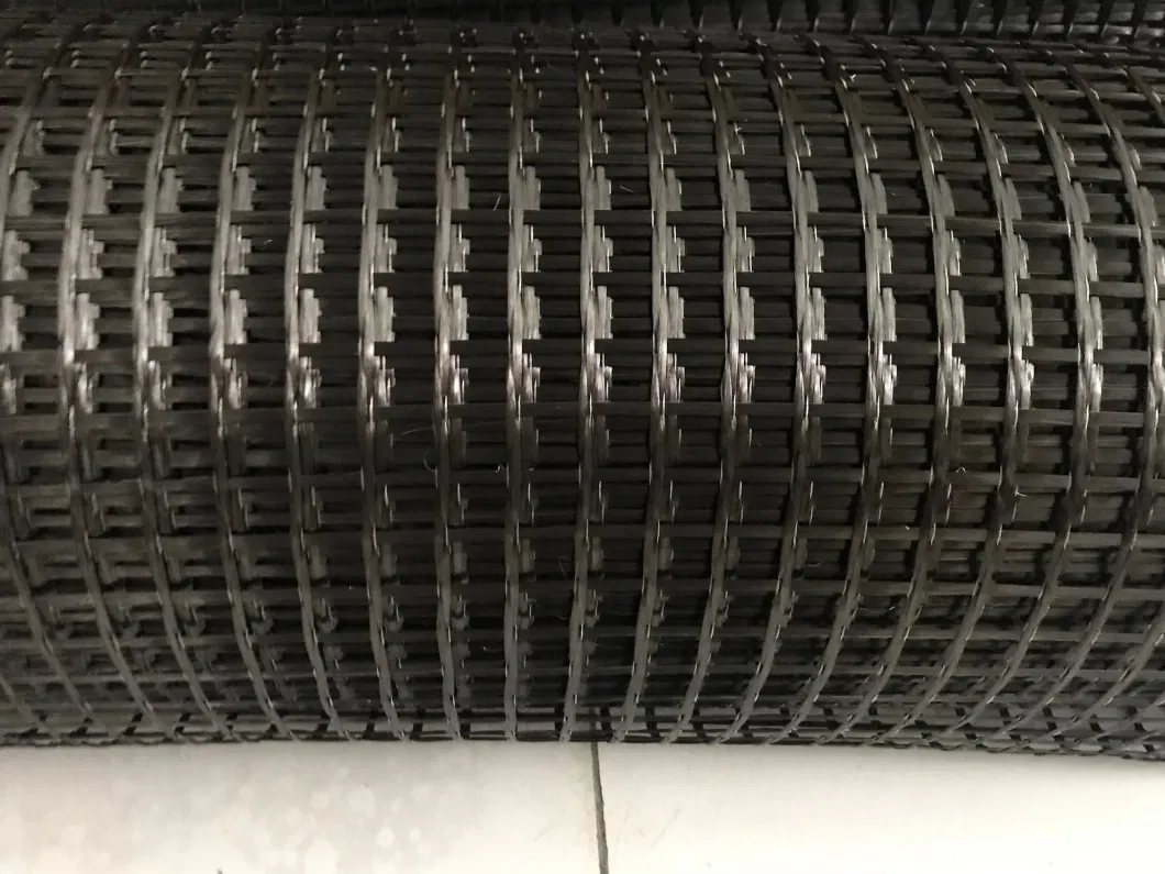 China Factory Wholesale 3K 125g 5X5mm Carbon Fibre Mesh Fabric Roll Cheap Price for Concrete Reinforcement