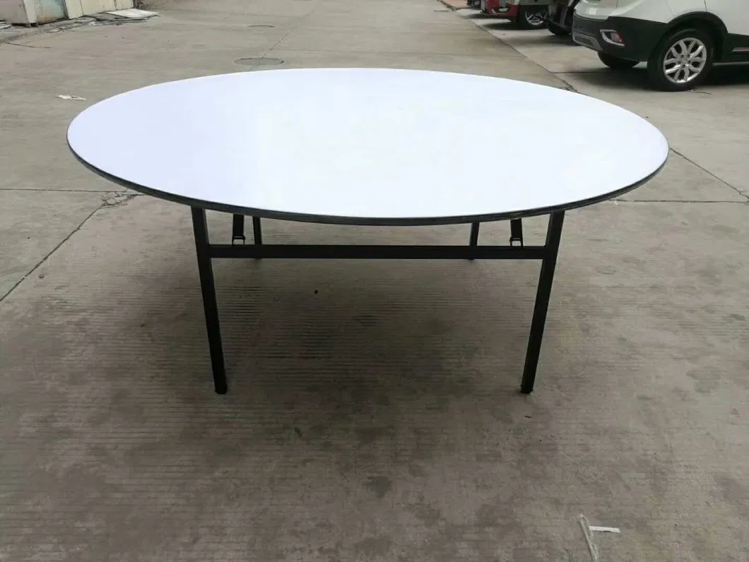 Customized Available Metal Iron Frame Wood Folding Table for Dining