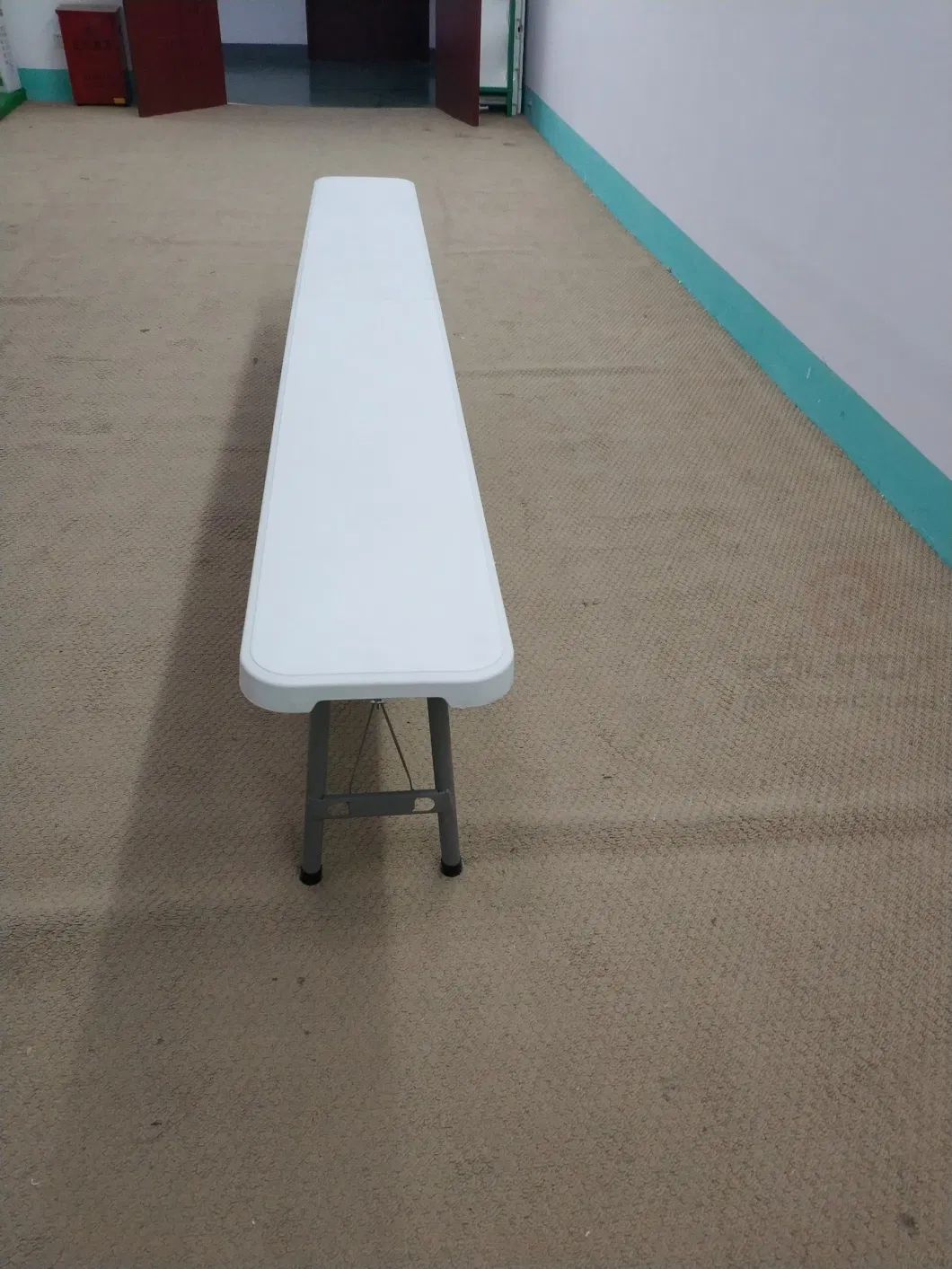 8FT Fold in Half Plastic Material Metal Backet Table