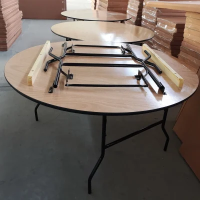  Comercio al por mayor de telas plegable plegable de madera Mesas de comedor de banquetes