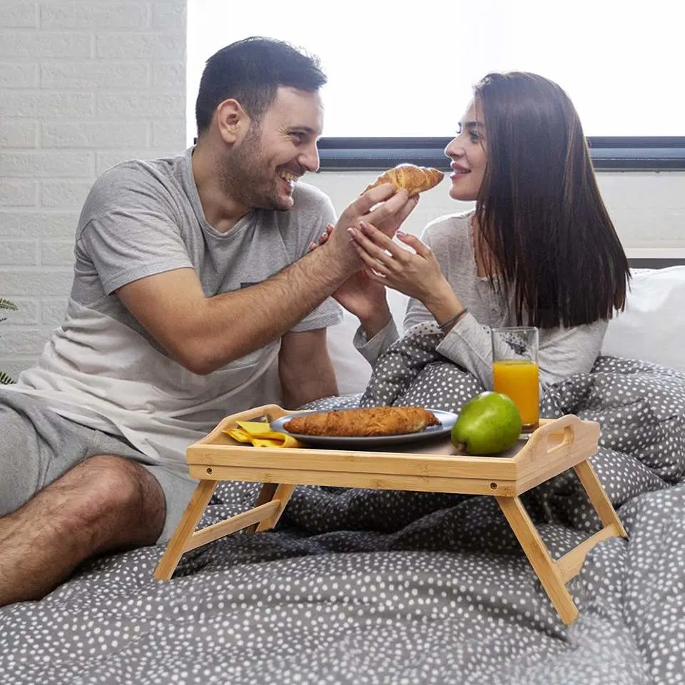 Eco-Friendly Bamboo/Wood/Wooden Bed Tray Table with Folding Legs