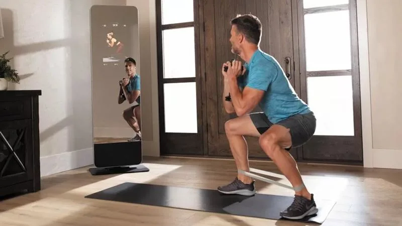 High-Tech Sports Fitness Smart Mirror