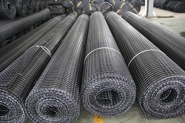 Road Construction Material 30kn Plastic PP Biaxial Geogrid Geocomposite Geogrid